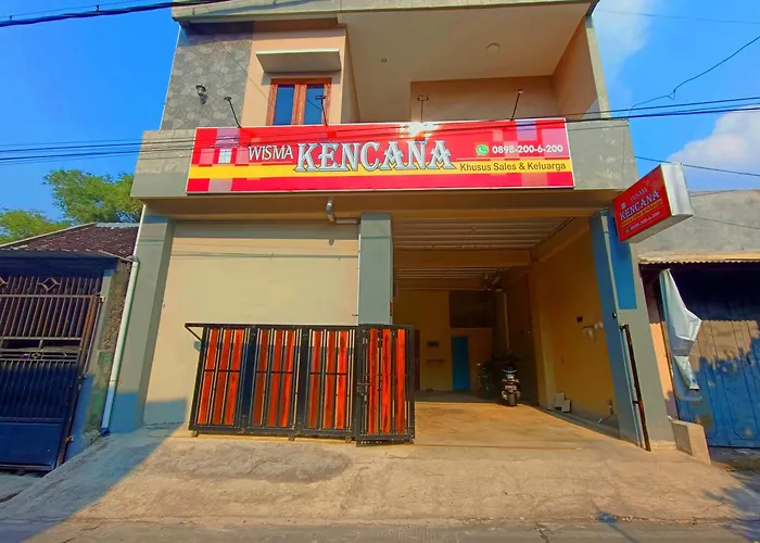 Wisma Kencana Syariah near UNS Mitra RedDoorz Surakarta 